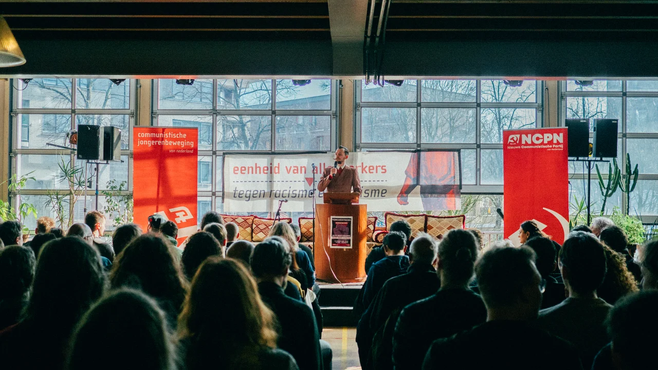 Op de herdenking van de Februaristaking '41 kwamen we samen in Amsterdam om deze historische daad van verzet te eren en ervan te leren.